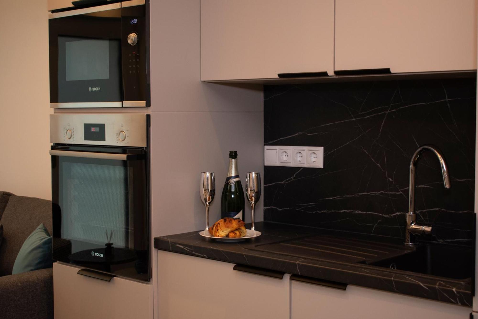 Luxury Cozy 2 Bdr Downtown Apt.4 Budapest Bagian luar foto