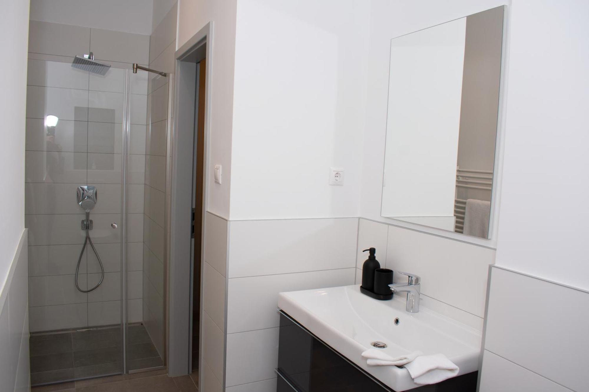 Luxury Cozy 2 Bdr Downtown Apt.4 Budapest Bagian luar foto
