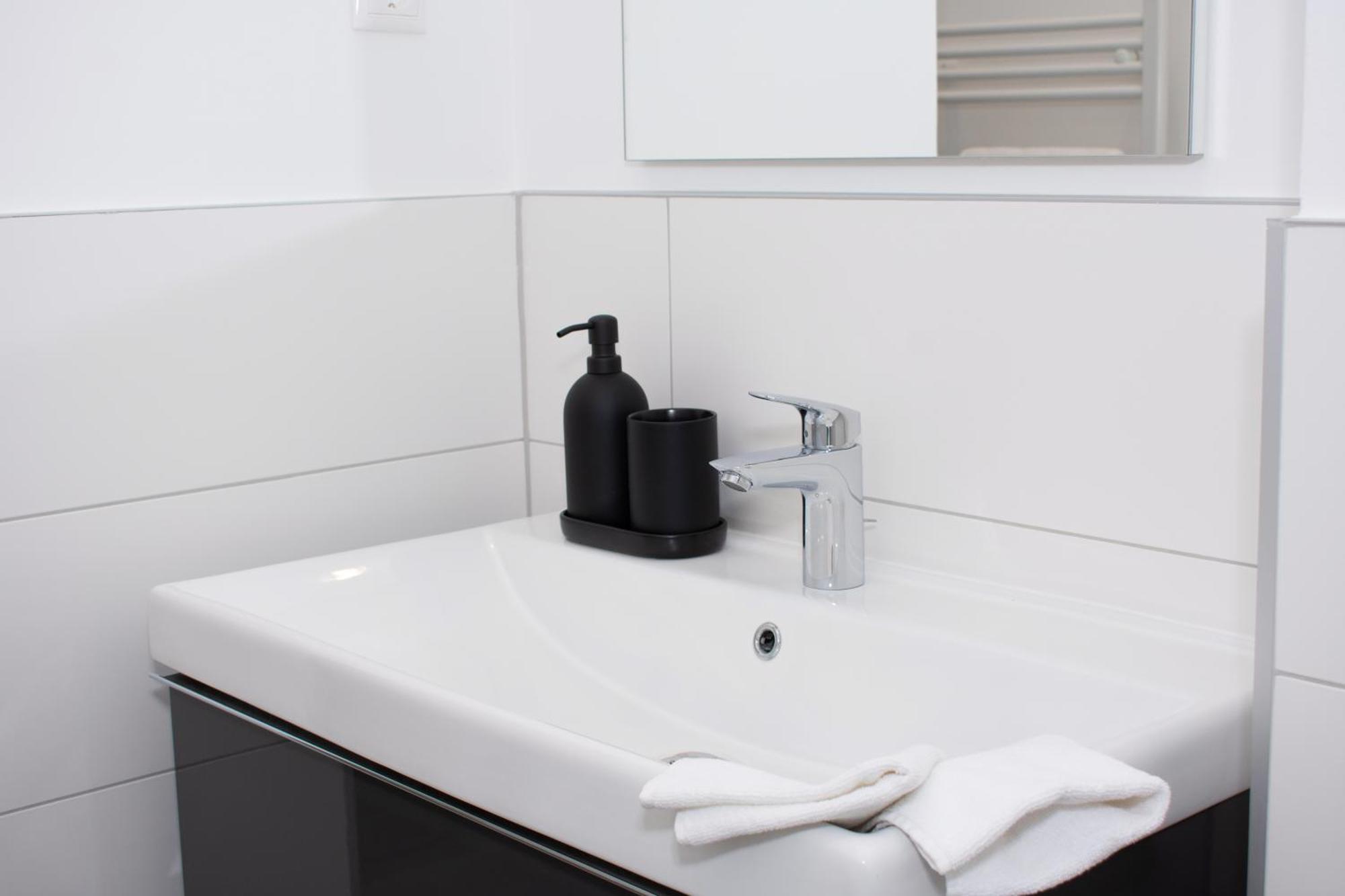 Luxury Cozy 2 Bdr Downtown Apt.4 Budapest Bagian luar foto